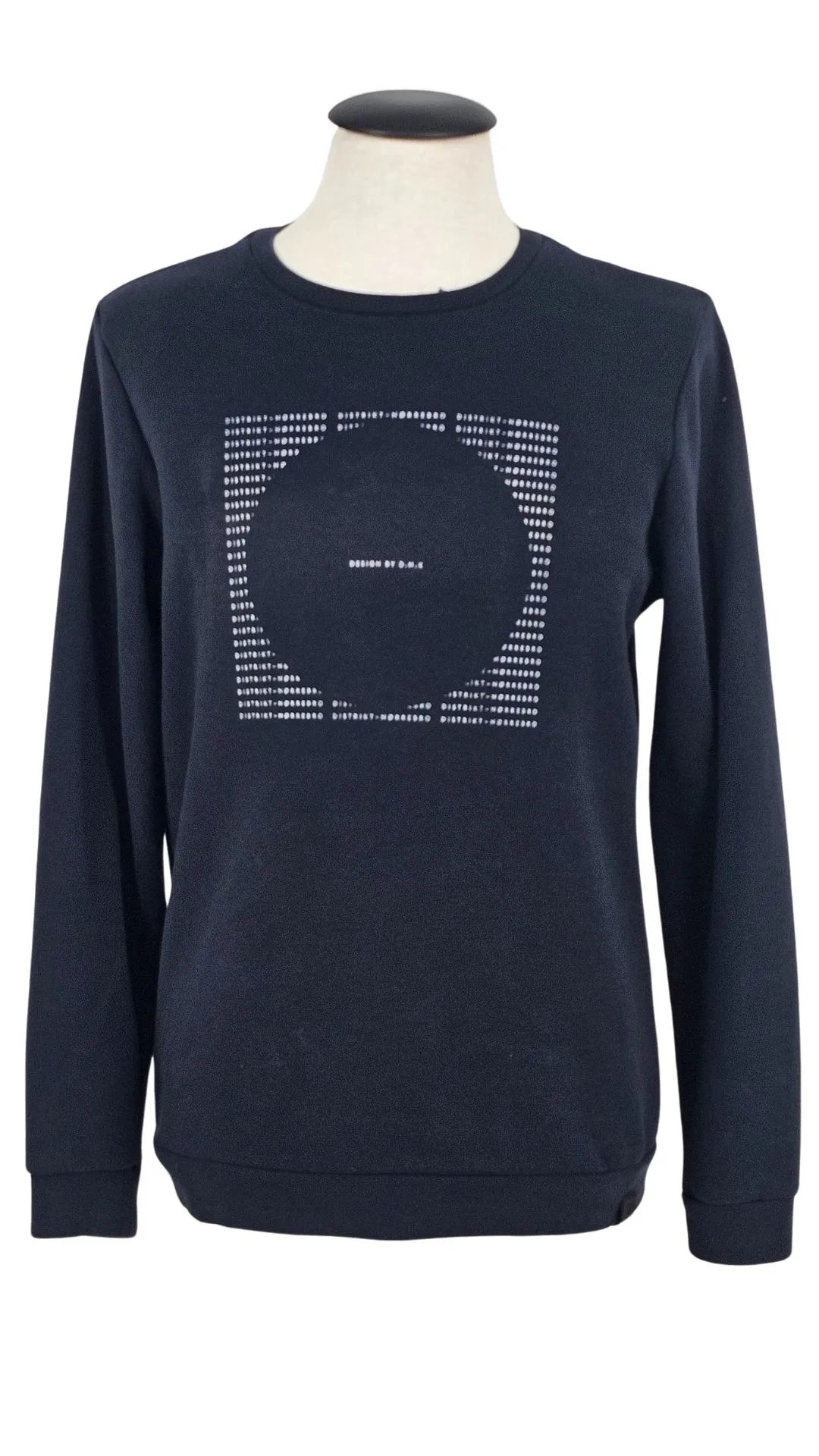 Sudadera Distrikt Nørrebro Hombre Navy – Diseño Gráfico Talla M