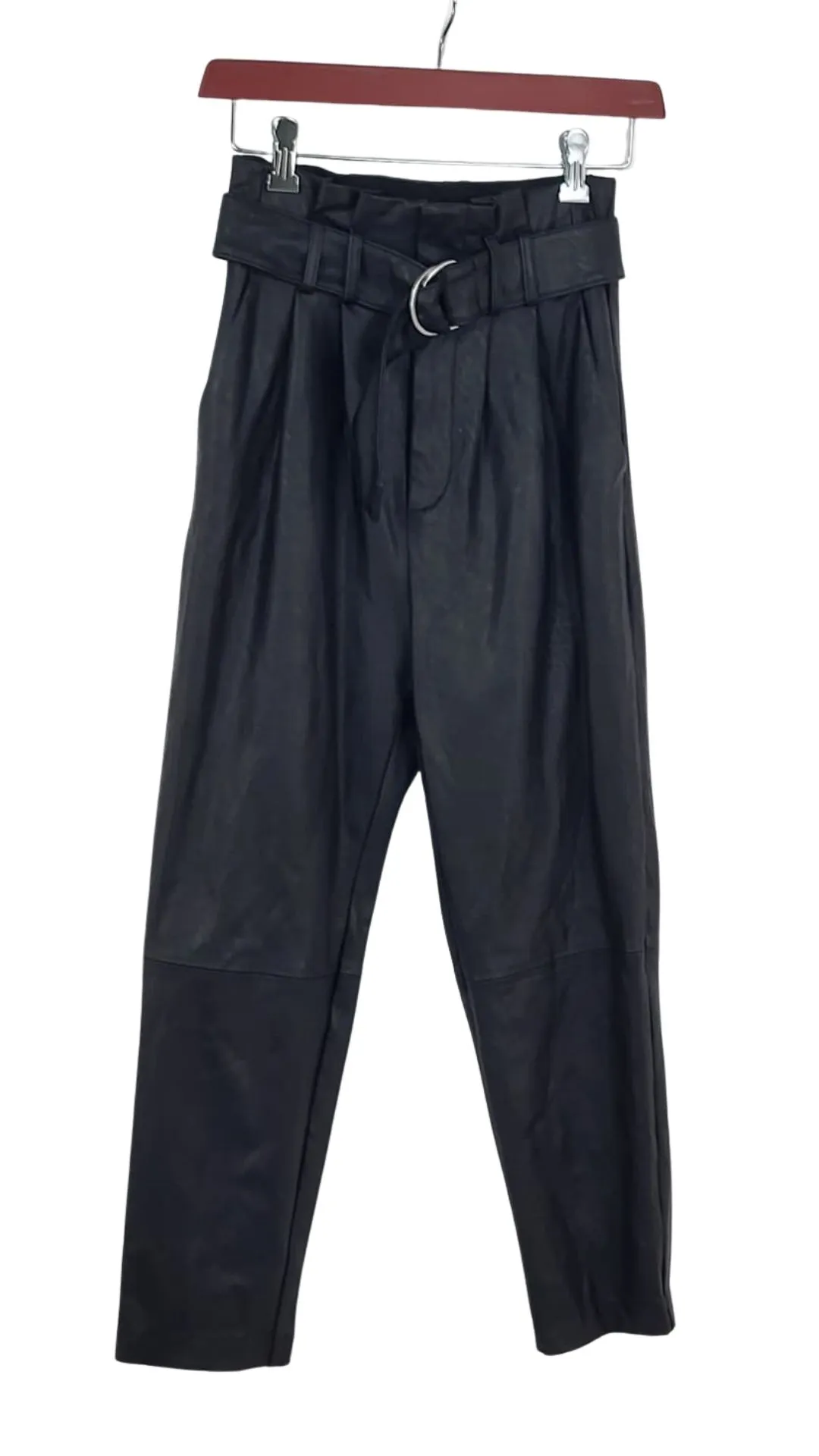 Pantalón Stradivarius Ecopiel Negro – Paperbag Talla 34 (XS)