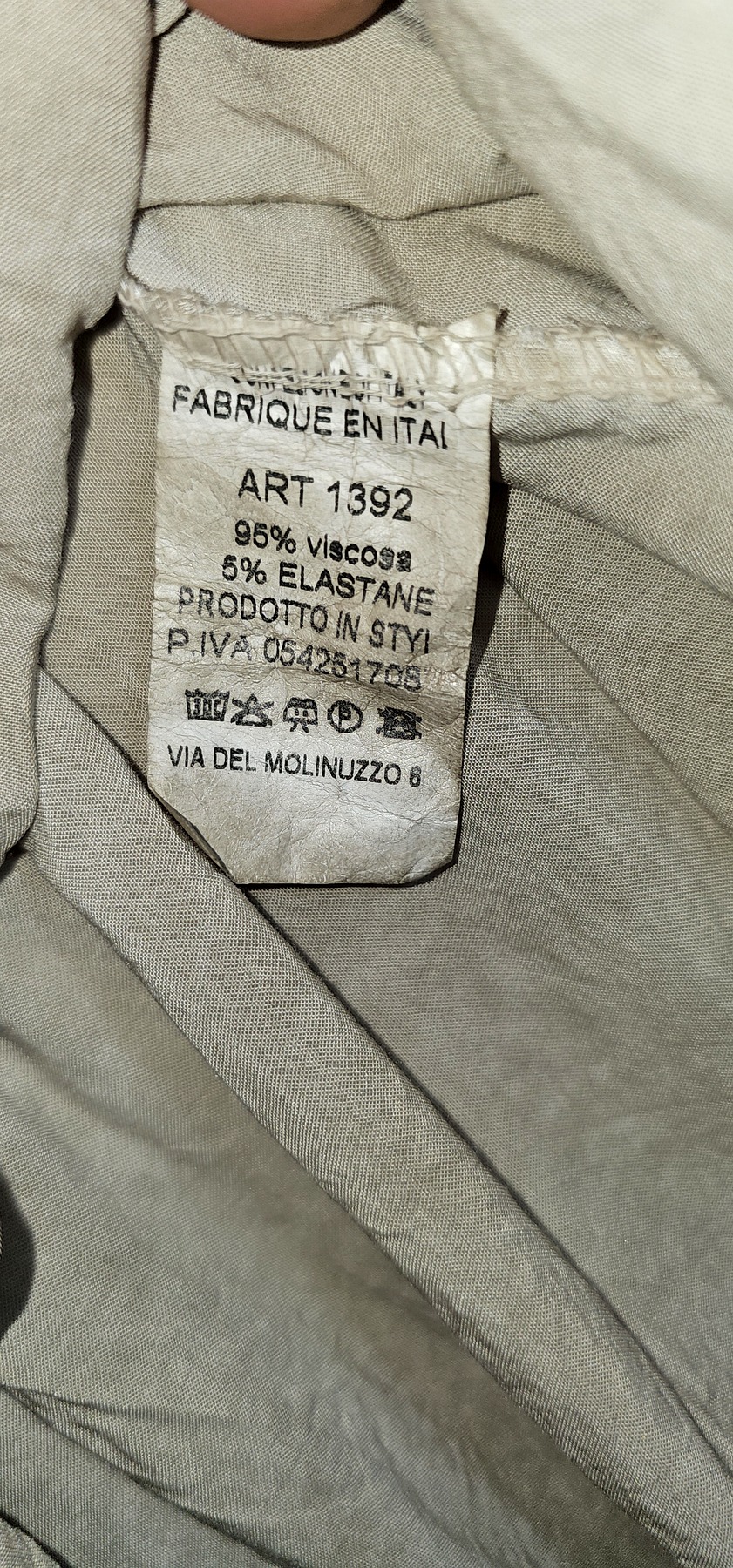 camiseta beige