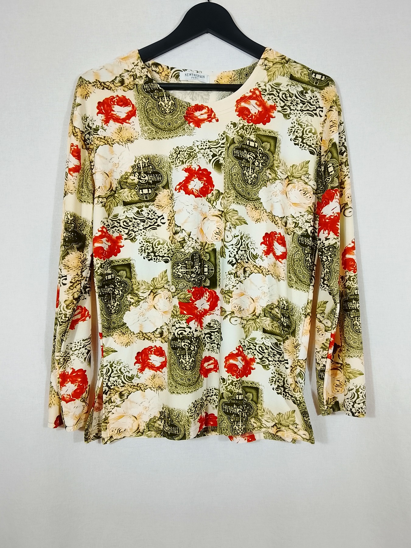 camiseta estampado floral